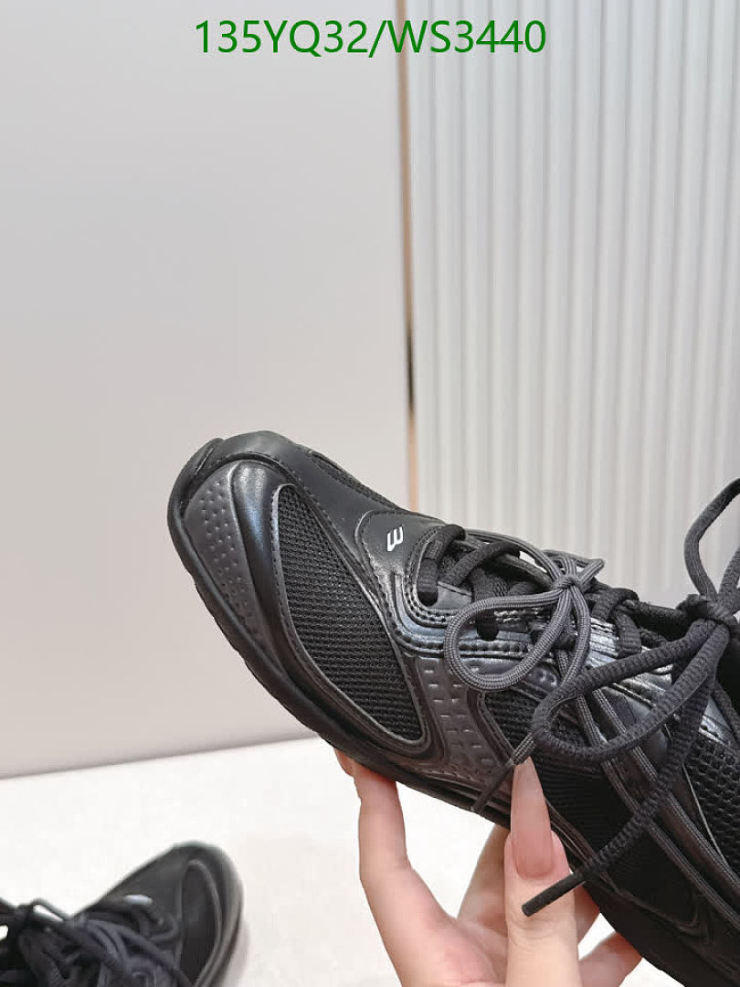 Balenciaga-Women Shoes Code: WS3440 $: 135USD