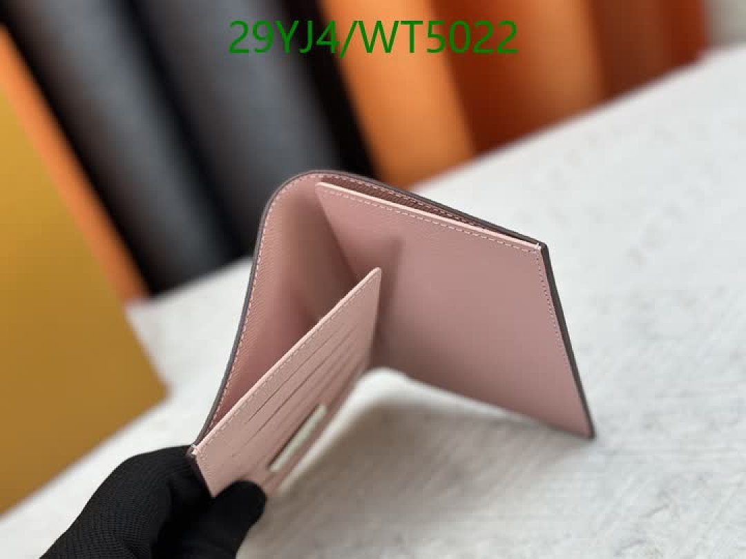 LV-Wallet-4A Quality Code: WT5022 $: 29USD