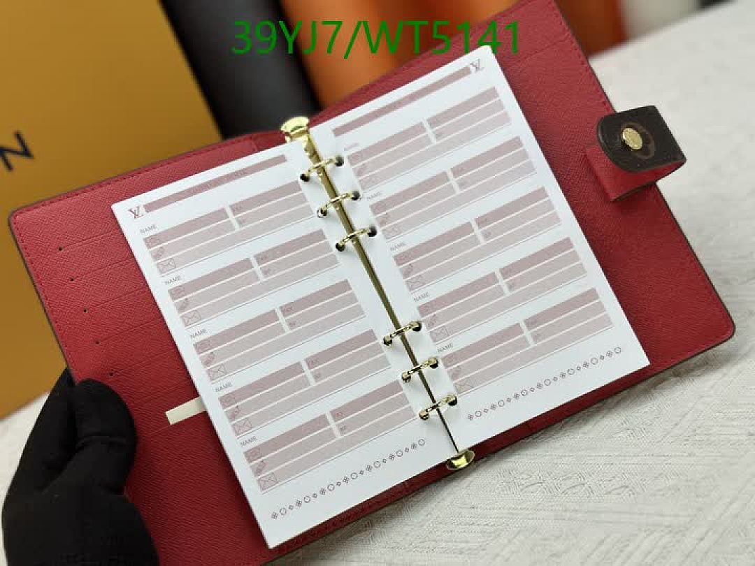 LV-Wallet-4A Quality Code: WT5141 $: 39USD