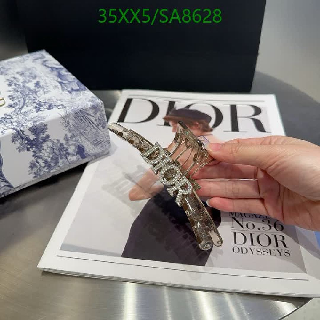 Dior-Headband Code: SA8628 $: 35USD