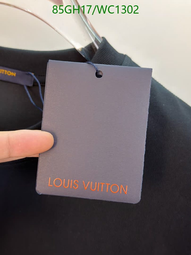LV-Clothing Code: WC1302 $: 85USD