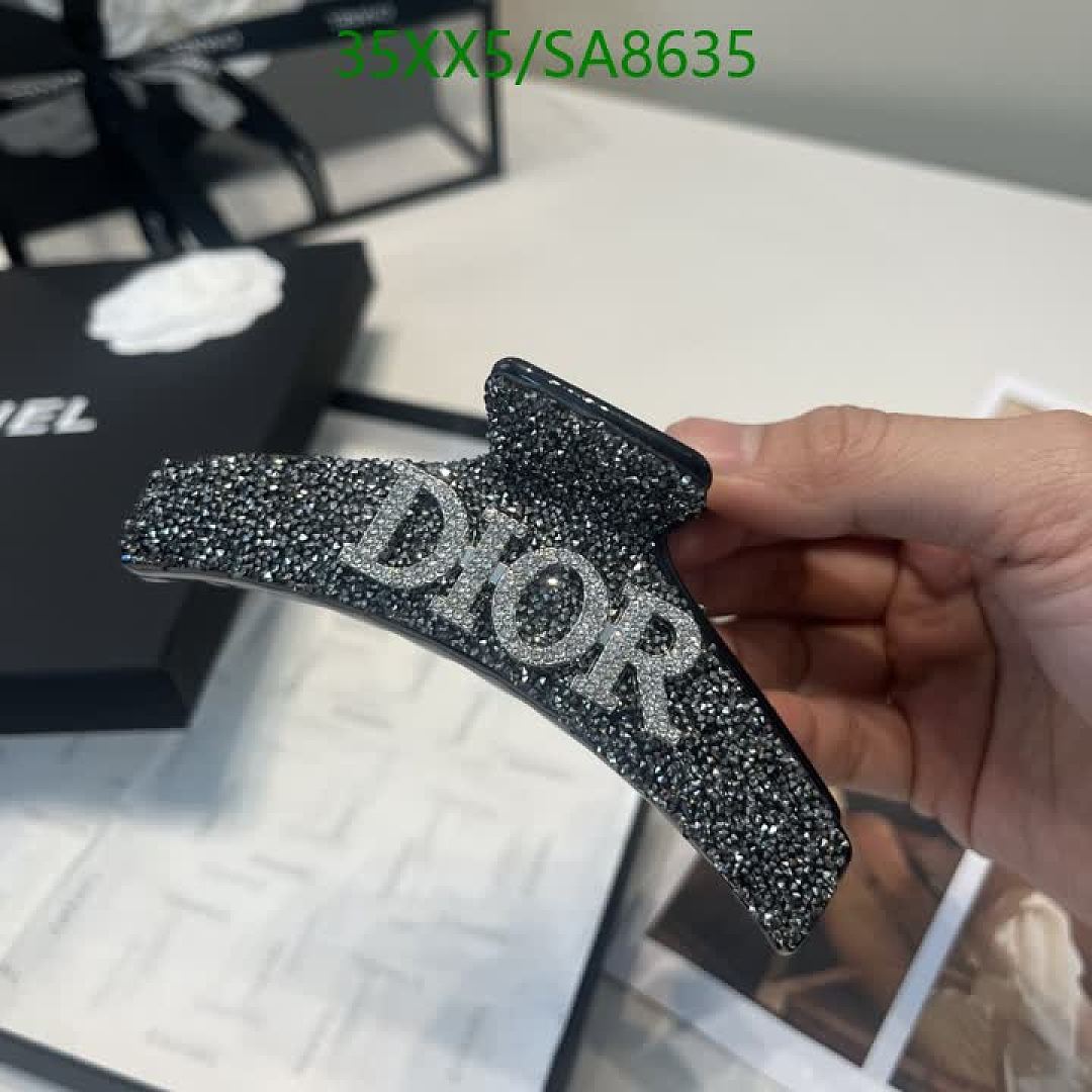 Dior-Headband Code: SA8635 $: 35USD