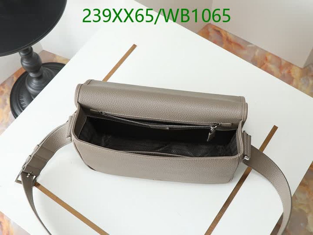 Prada-Bag-Mirror Quality Code: WB1065 $: 239USD
