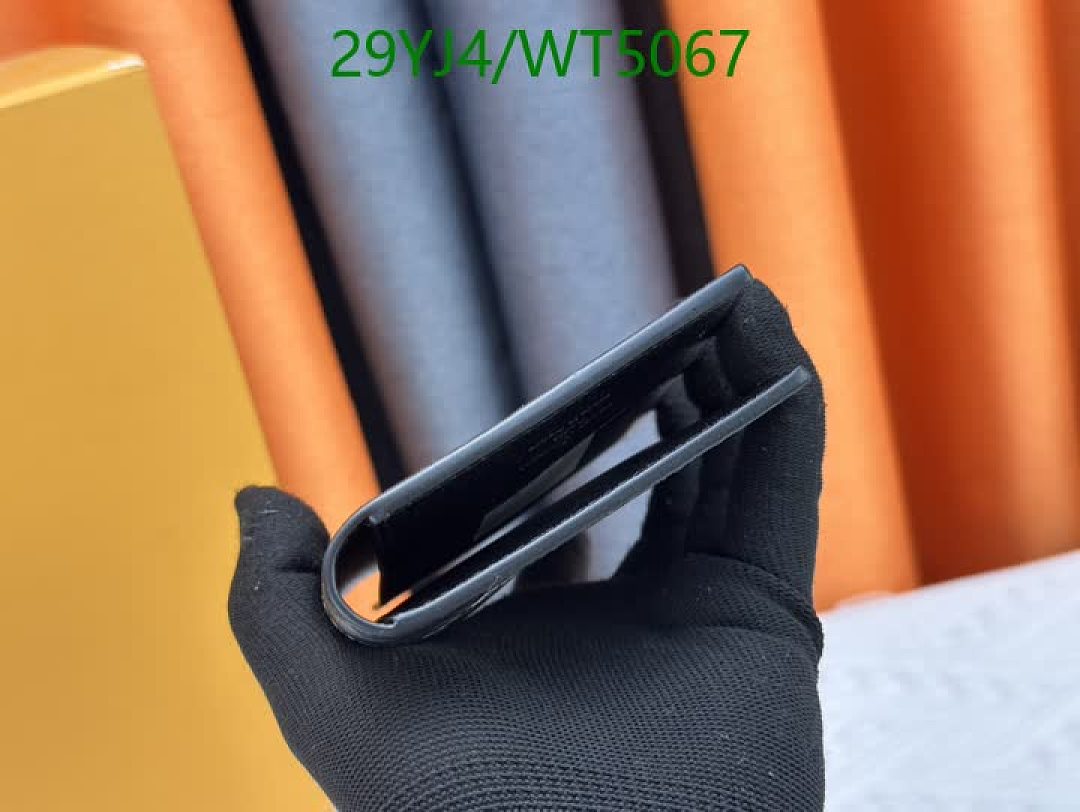 LV-Wallet-4A Quality Code: WT5067 $: 29USD