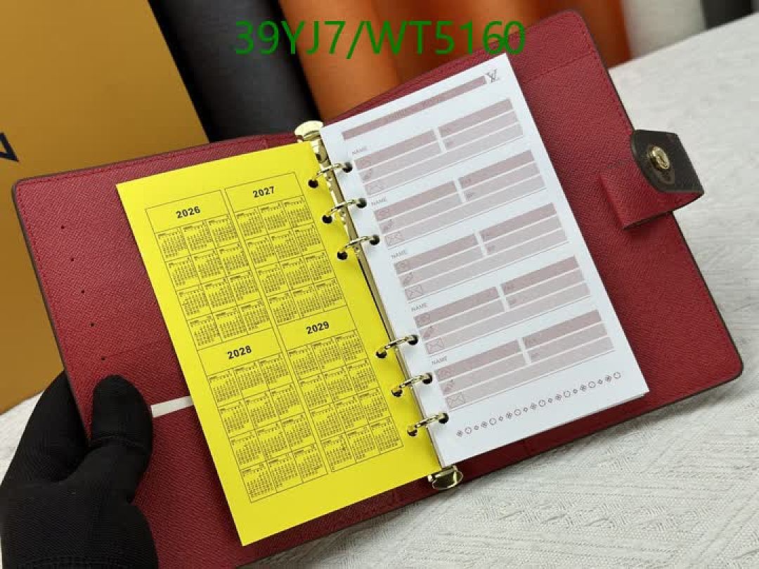 LV-Wallet-4A Quality Code: WT5160 $: 39USD