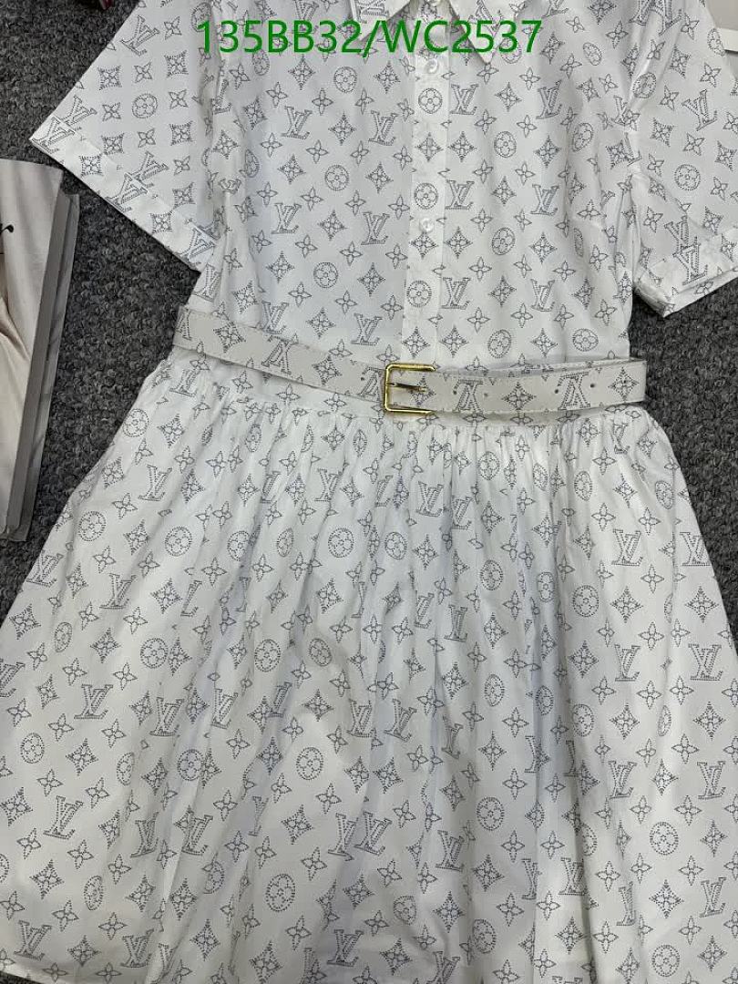 LV-Clothing Code: WC2537 $: 135USD