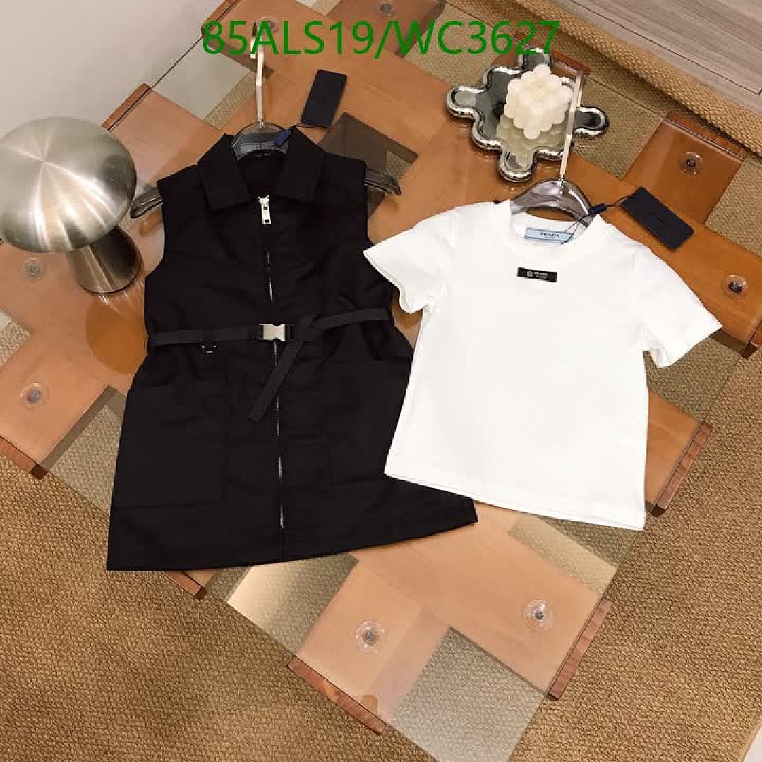 Prada-Kids Clothing Code: WC3627 $: 85USD