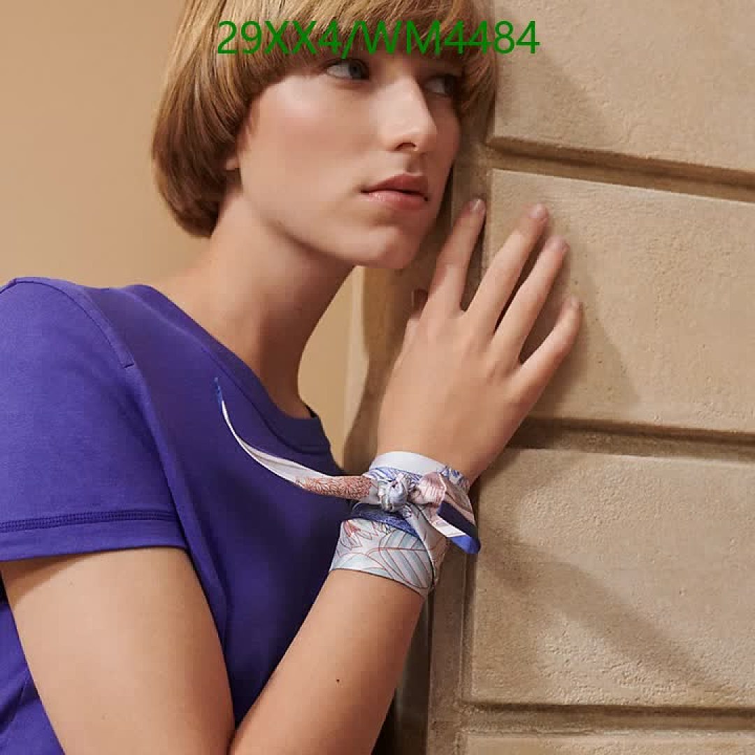 Hermes-Scarf Code: WM4484 $: 29USD