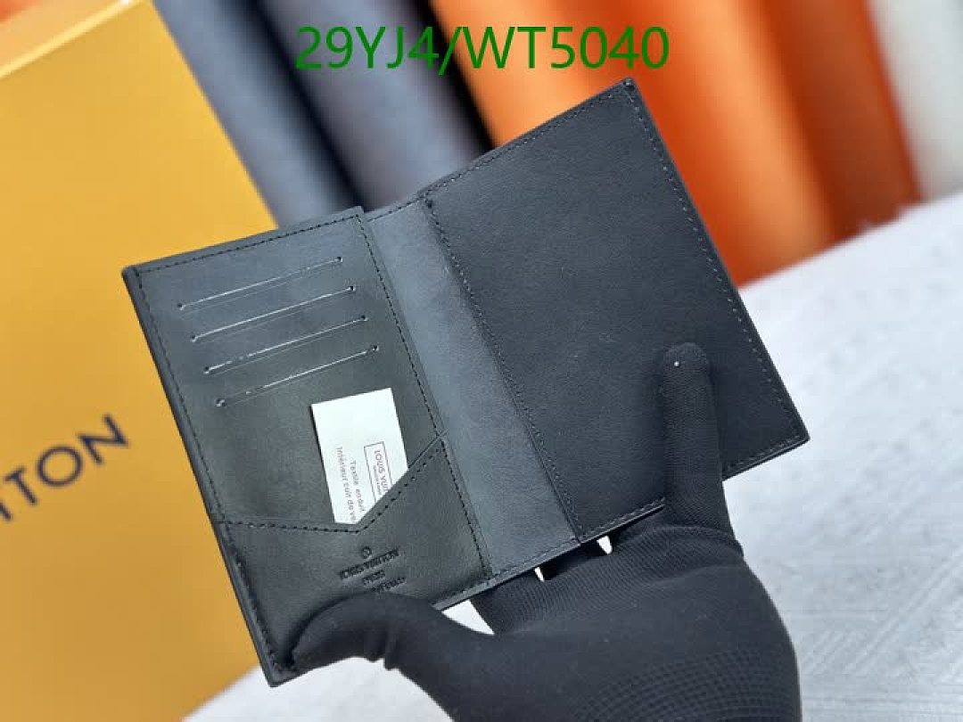 LV-Wallet-4A Quality Code: WT5040 $: 29USD
