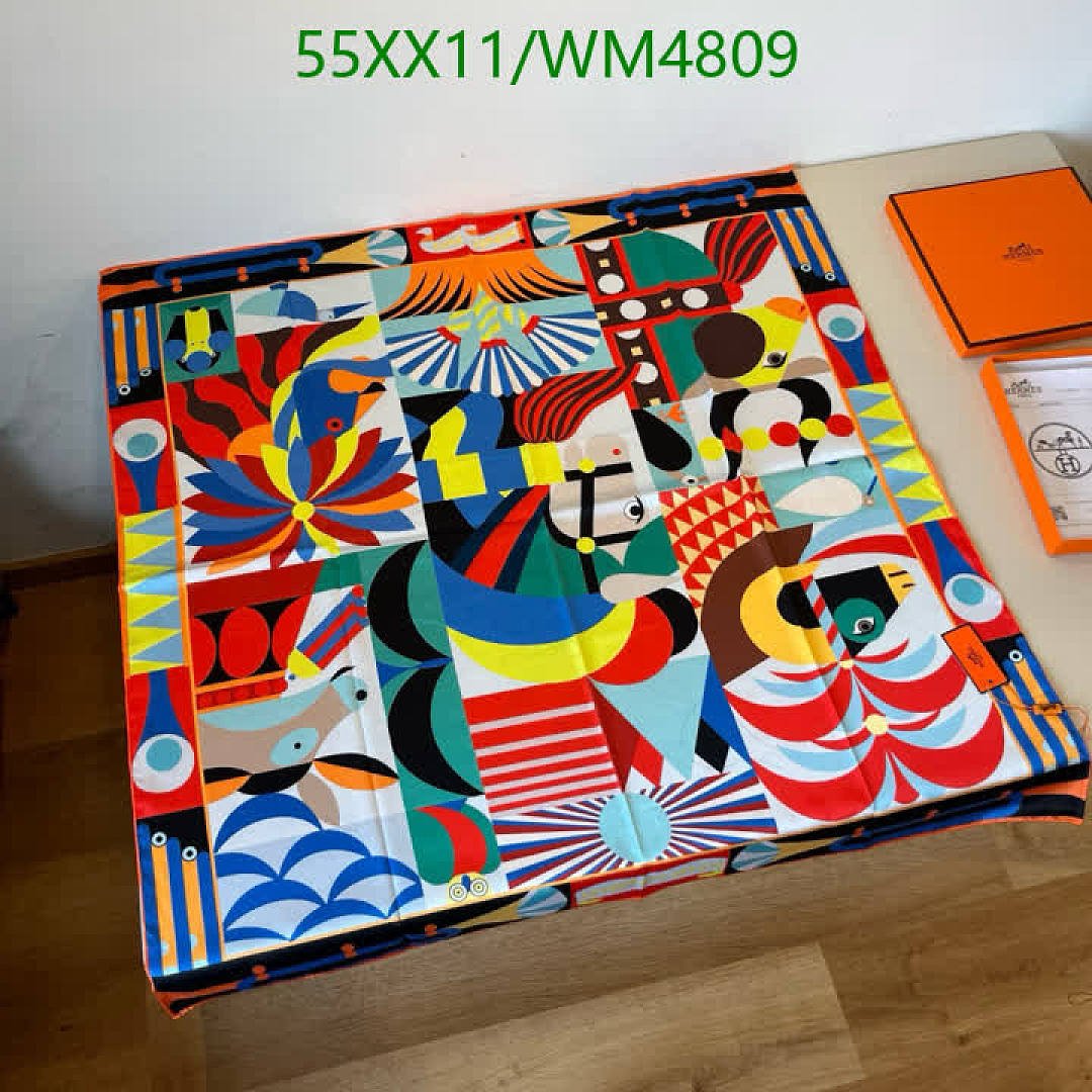 Hermes-Scarf Code: WM4809 $: 55USD