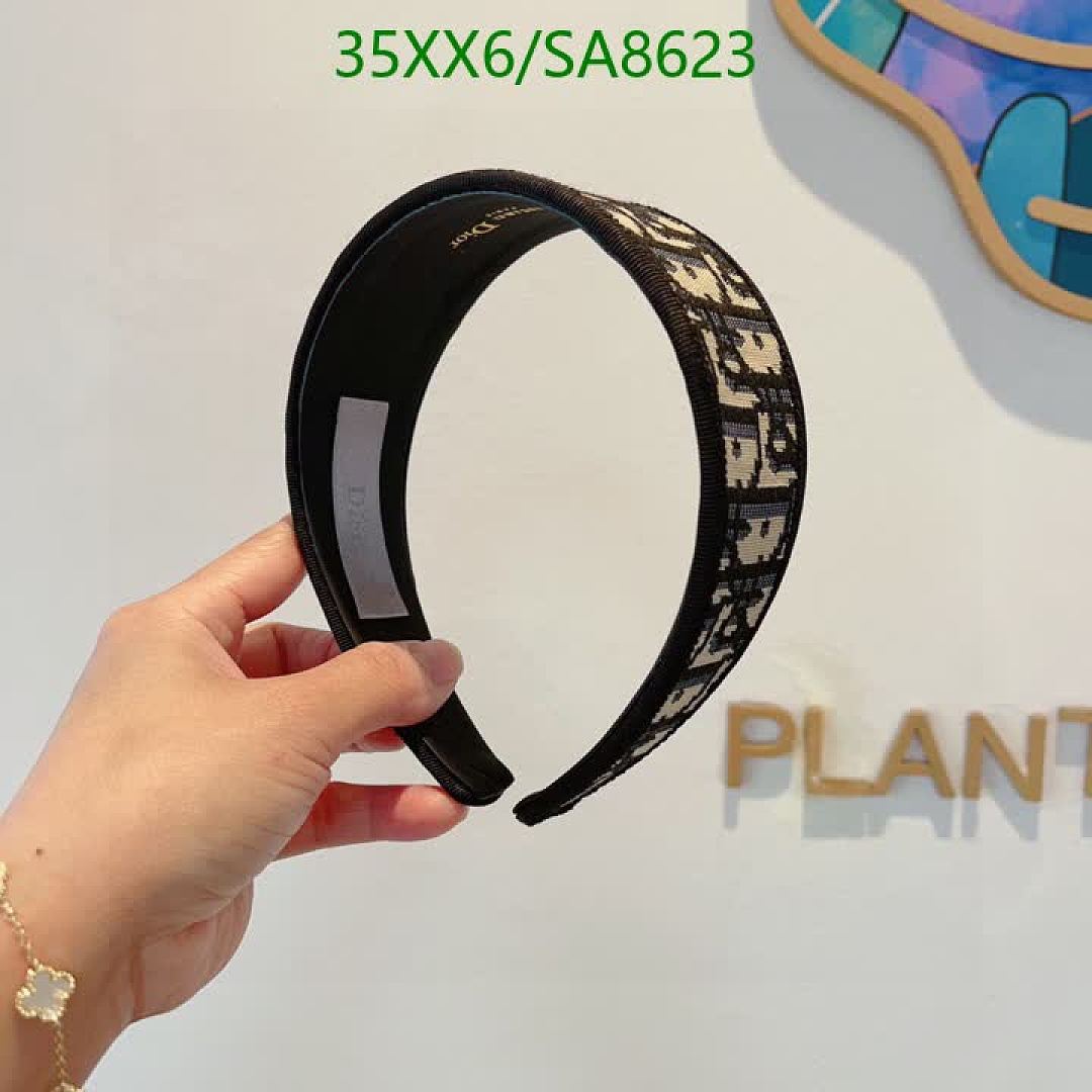 Dior-Headband Code: SA8623 $: 35USD