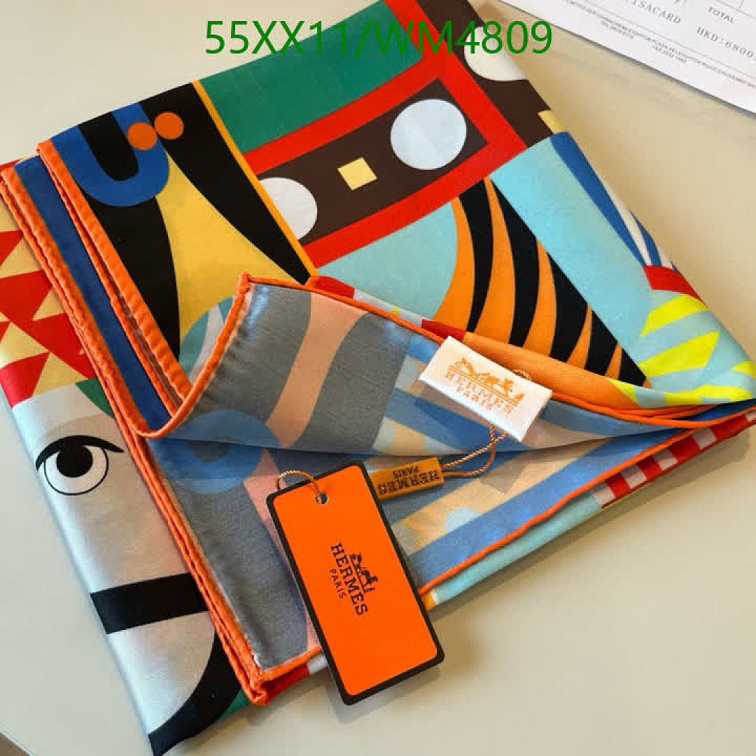 Hermes-Scarf Code: WM4809 $: 55USD