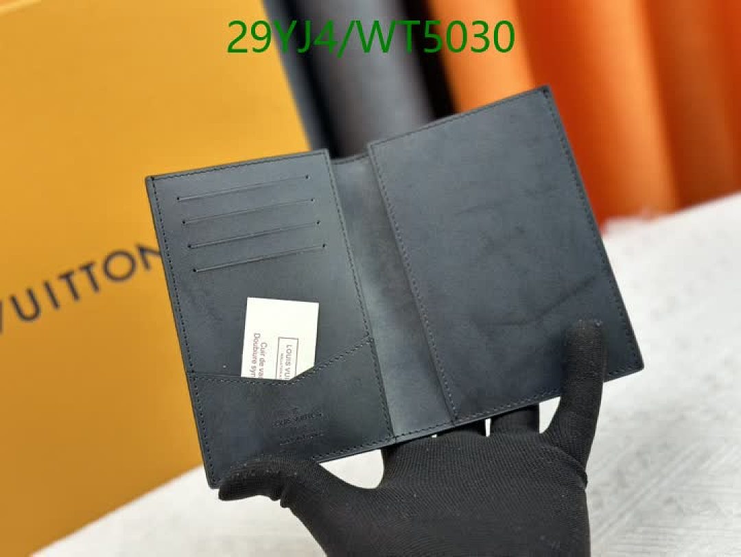 LV-Wallet-4A Quality Code: WT5030 $: 29USD