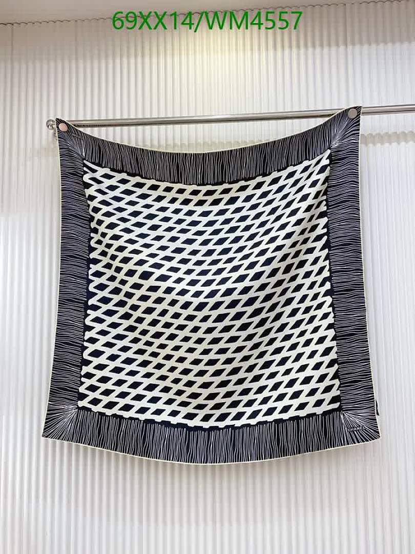 Chanel-Scarf Code: WM4557 $: 69USD