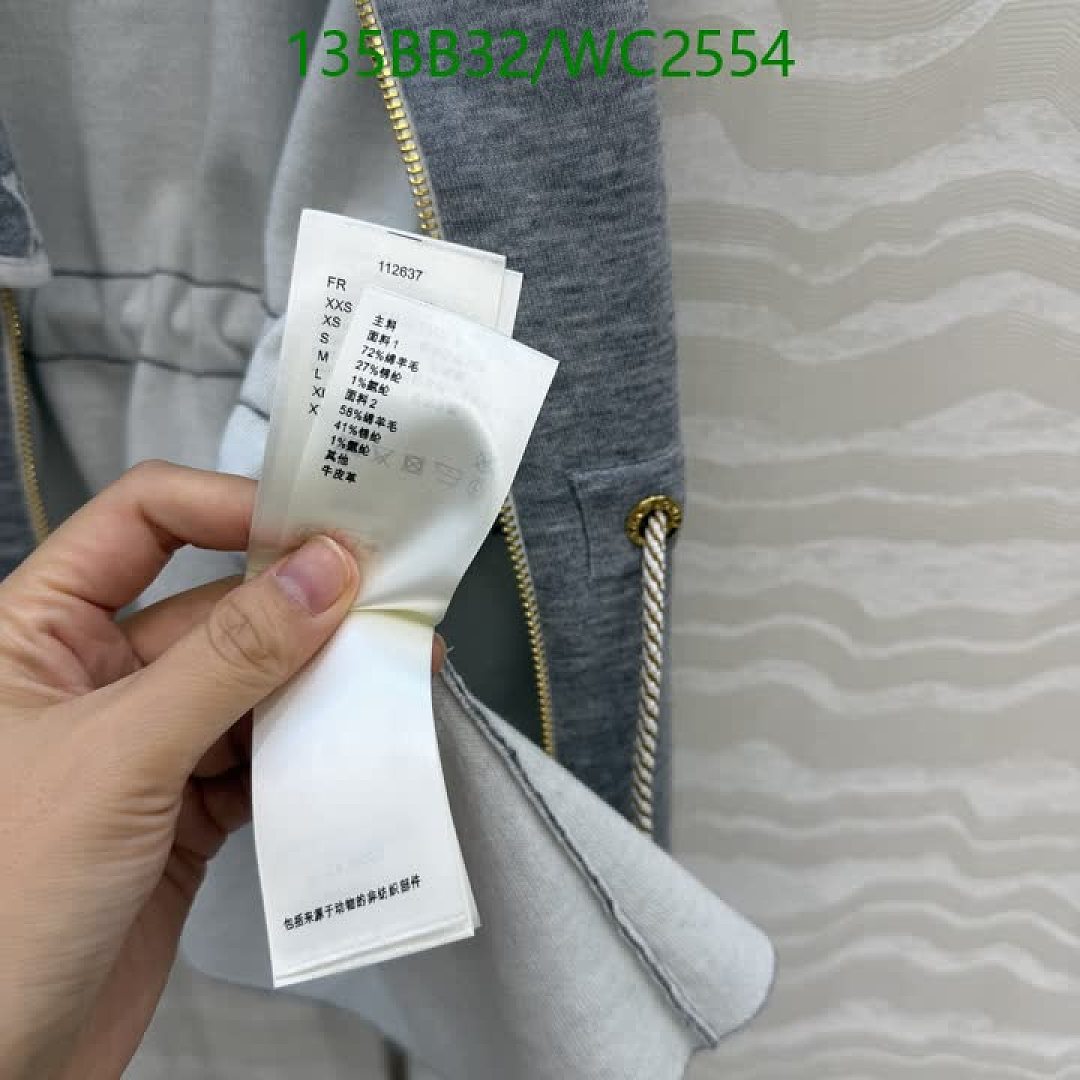 LV-Clothing Code: WC2554 $: 135USD