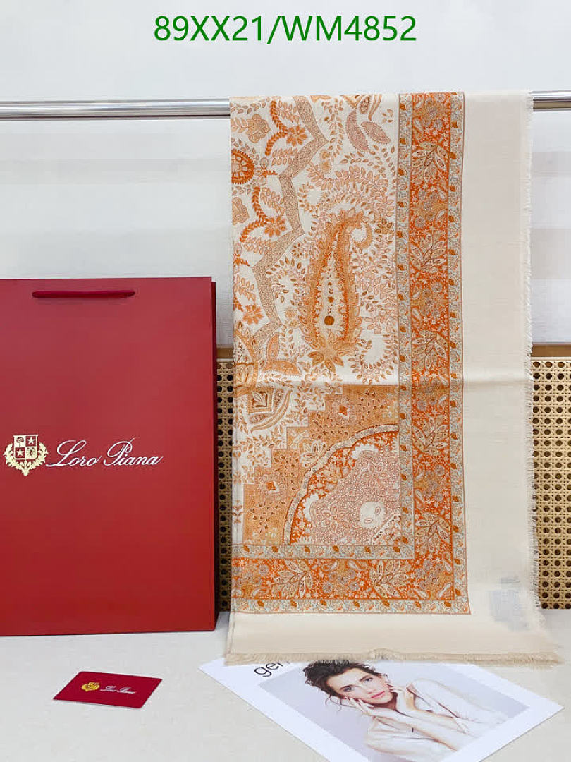 Loro Piana-Scarf Code: WM4852 $: 89USD
