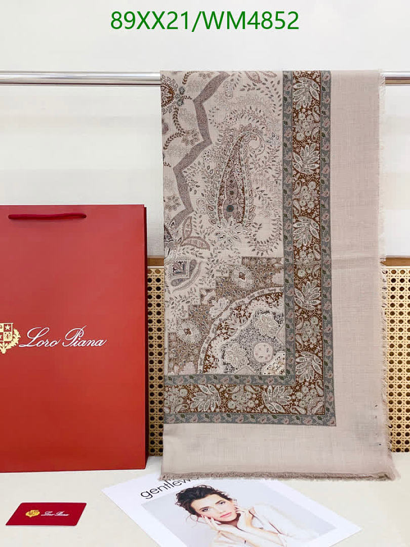 Loro Piana-Scarf Code: WM4852 $: 89USD