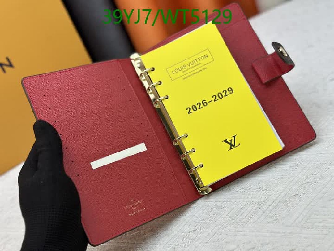 LV-Wallet-4A Quality Code: WT5129 $: 39USD