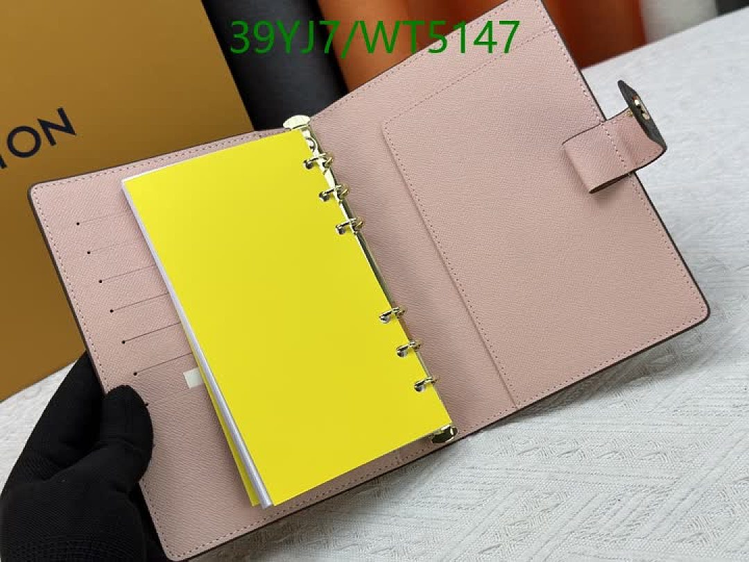 LV-Wallet-4A Quality Code: WT5147 $: 39USD