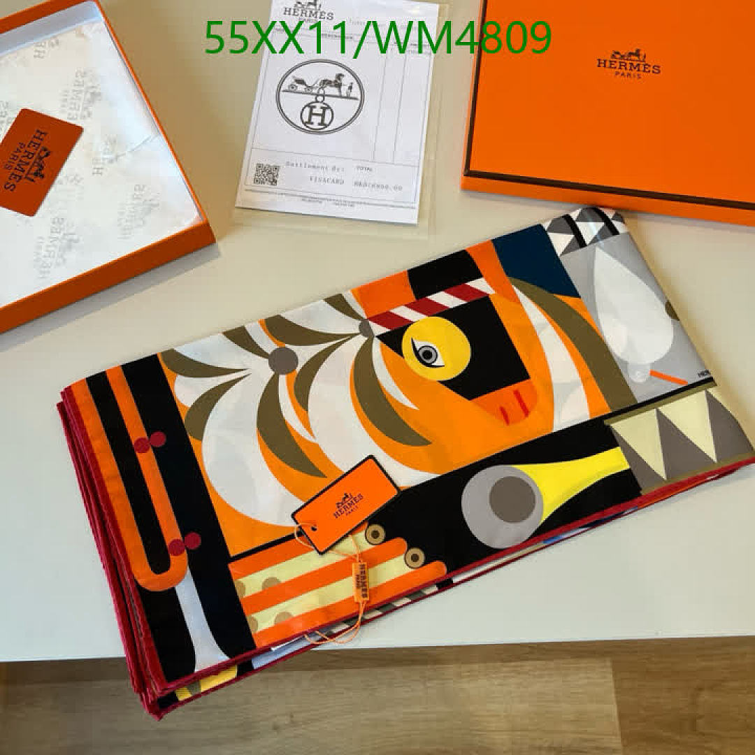 Hermes-Scarf Code: WM4809 $: 55USD