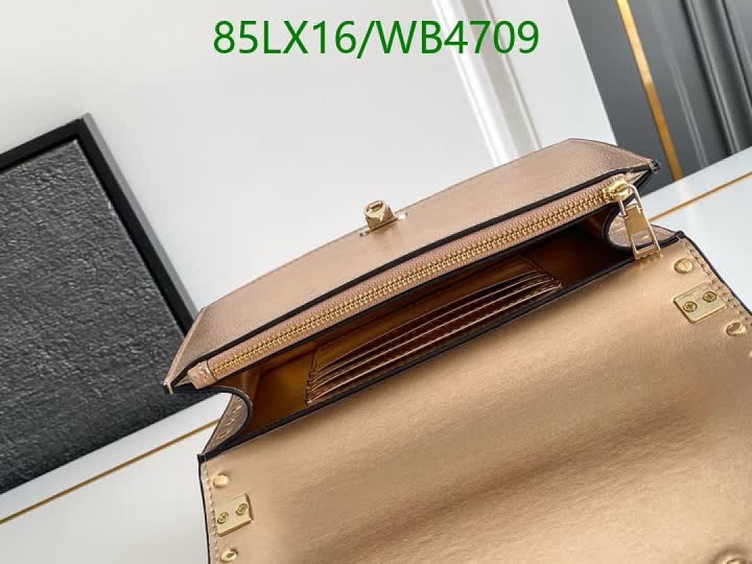 Valentino-Bag-4A Quality Code: WB4709 $: 85USD