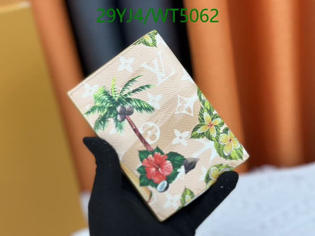 LV-Wallet-4A Quality Code: WT5062 $: 29USD
