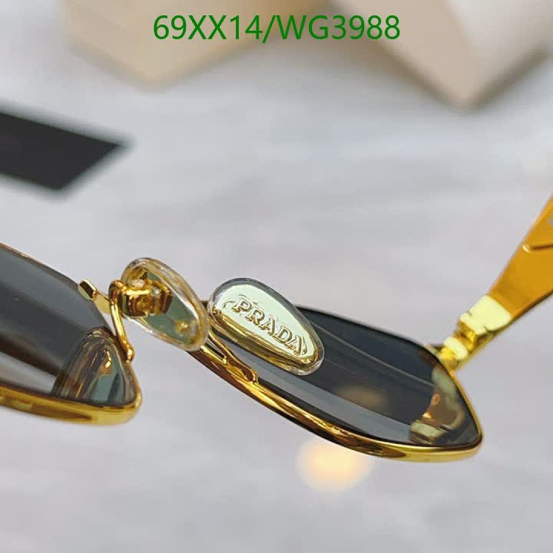 Prada-Glasses Code: WG3988 $: 69USD
