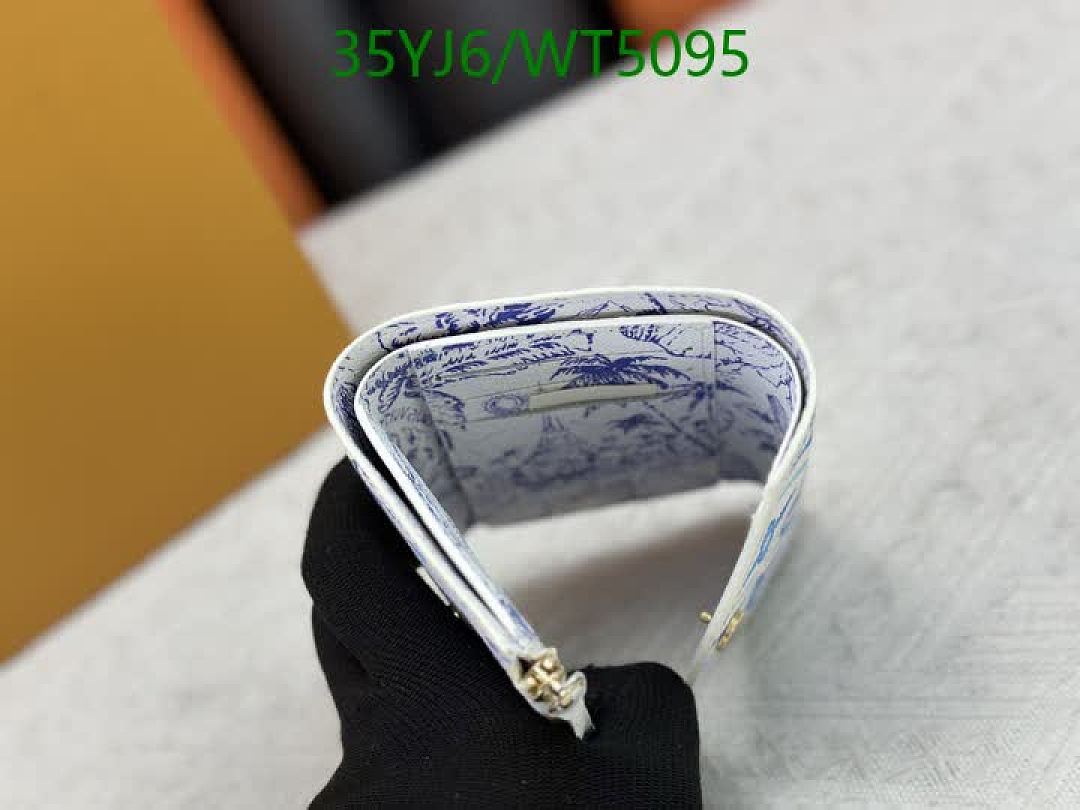 LV-Wallet-4A Quality Code: WT5095 $: 35USD