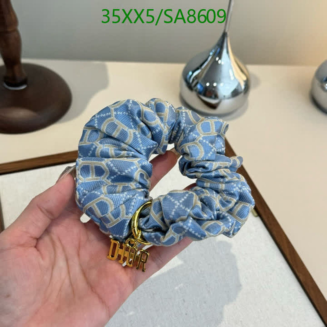 Dior-Headband Code: SA8609 $: 35USD