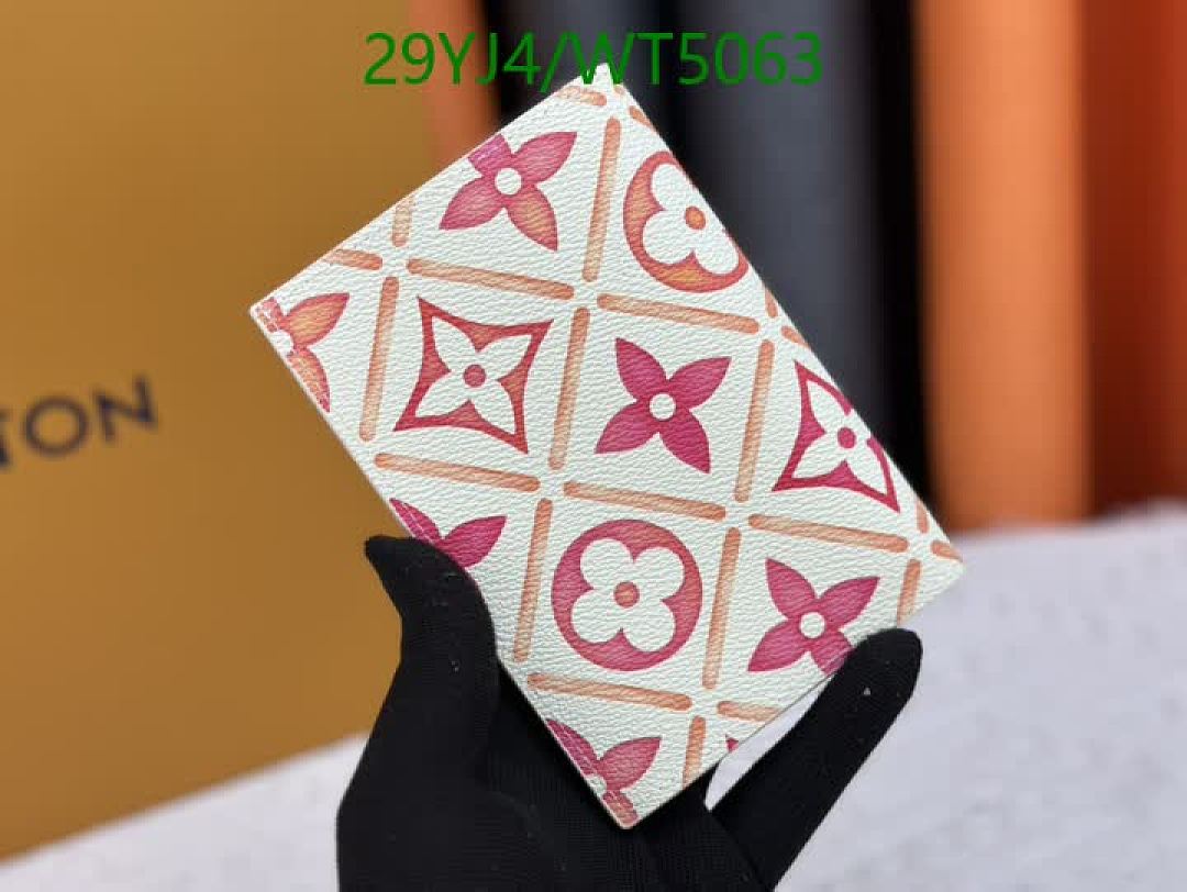 LV-Wallet-4A Quality Code: WT5063 $: 29USD