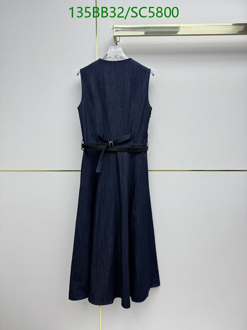 Dior-Clothing Code: SC5800 $: 135USD