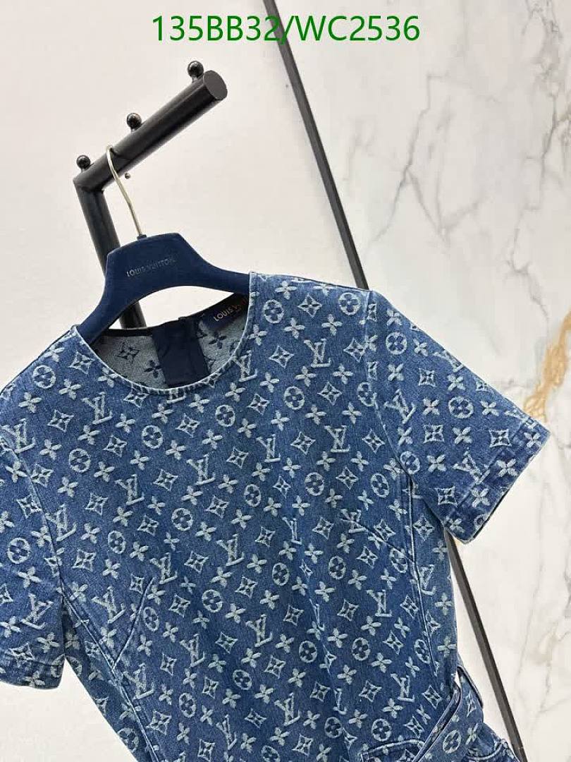 LV-Clothing Code: WC2536 $: 135USD