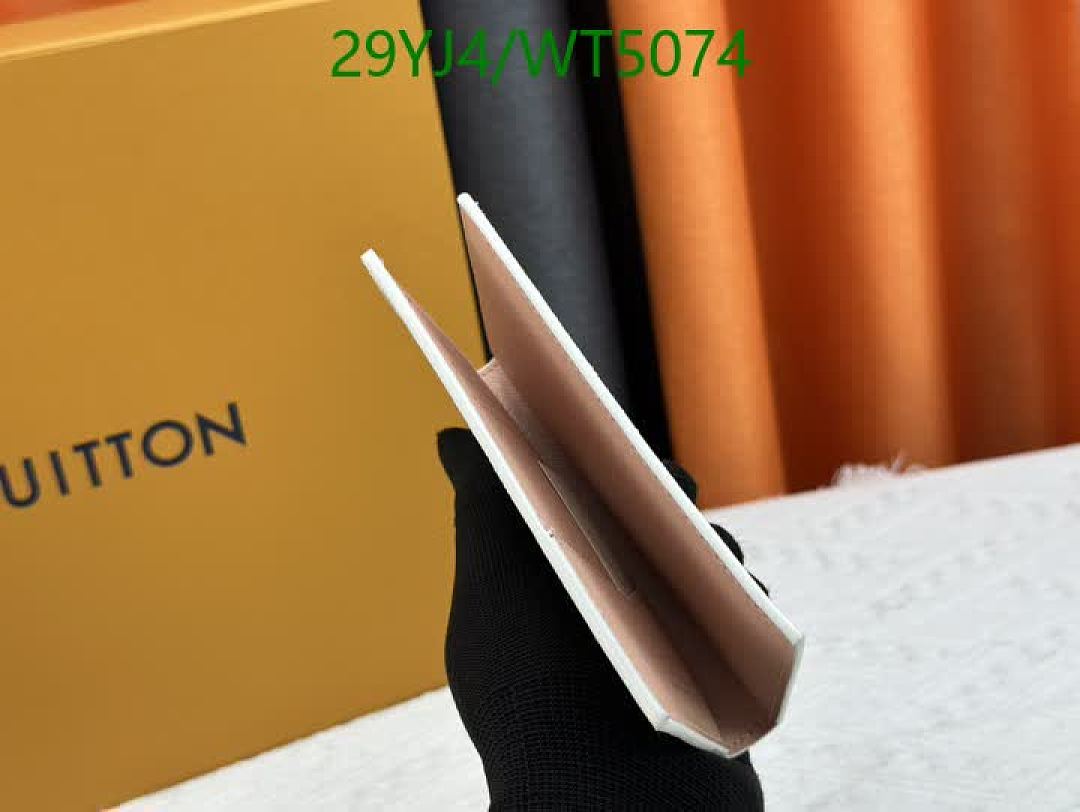 LV-Wallet-4A Quality Code: WT5074 $: 29USD