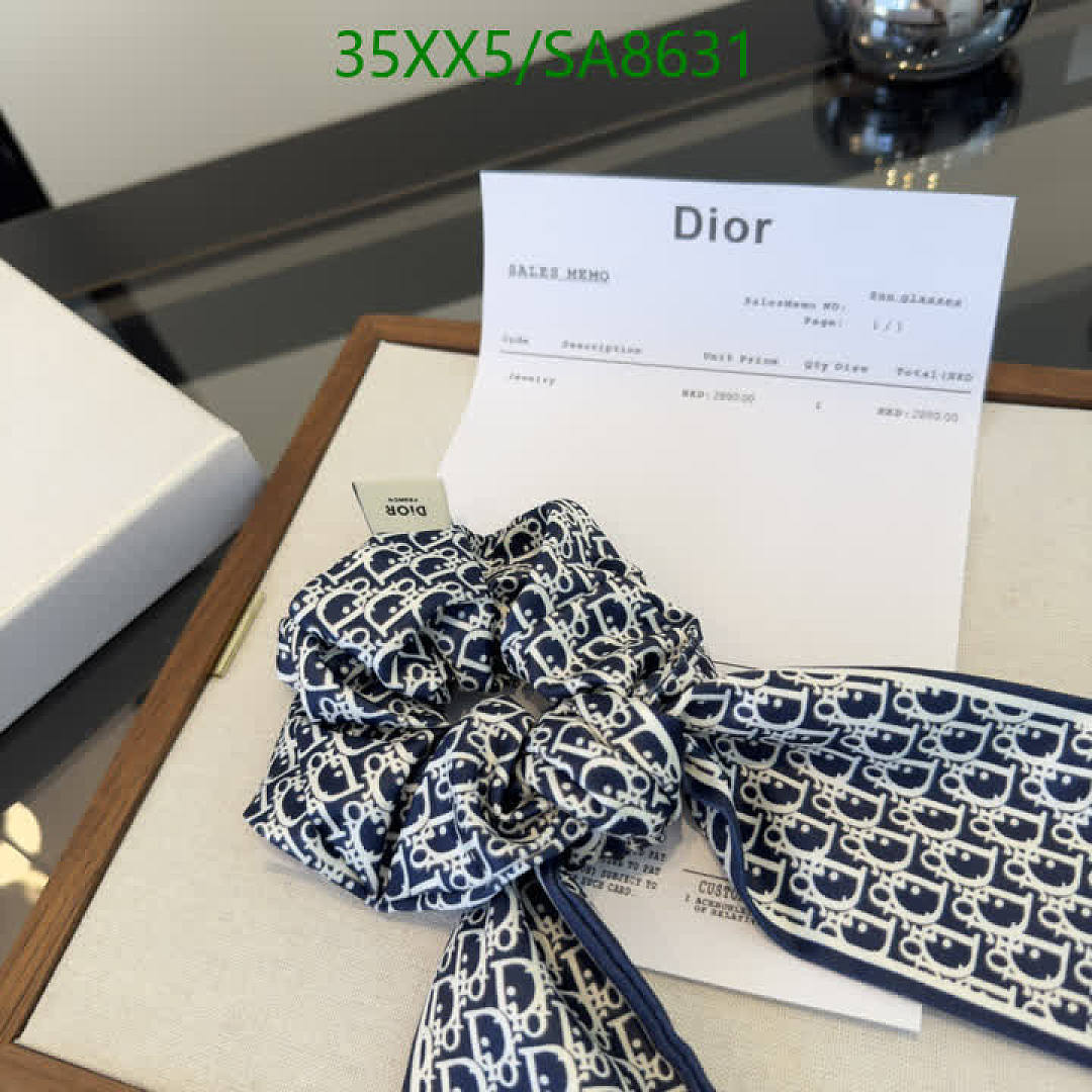 Dior-Headband Code: SA8631 $: 35USD
