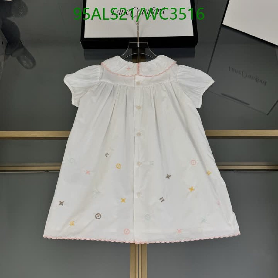 LV-Kids Clothing Code: WC3516 $: 95USD