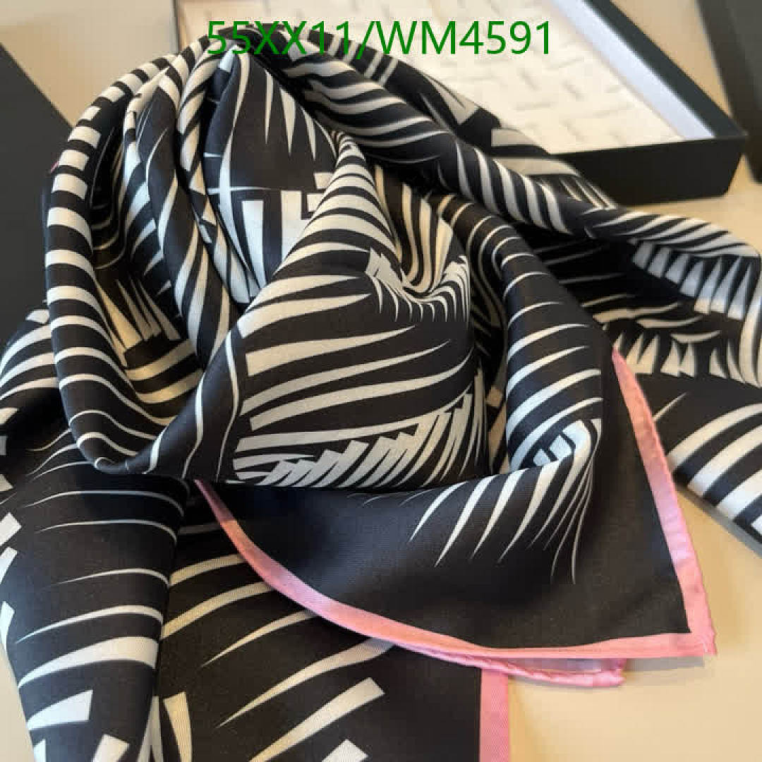 Chanel-Scarf Code: WM4591 $: 55USD
