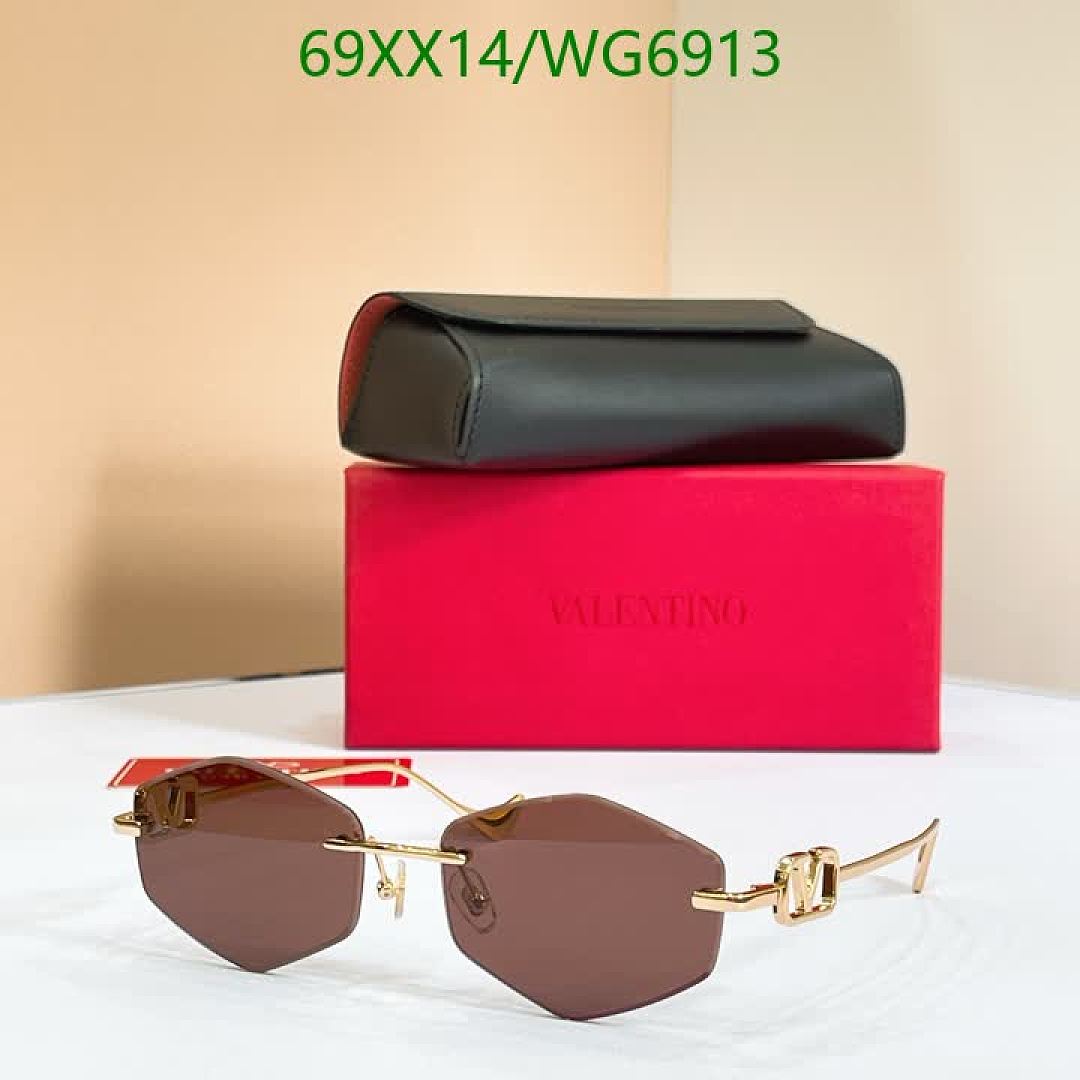 Valentino-Glasses Code: WG6913 $: 69USD