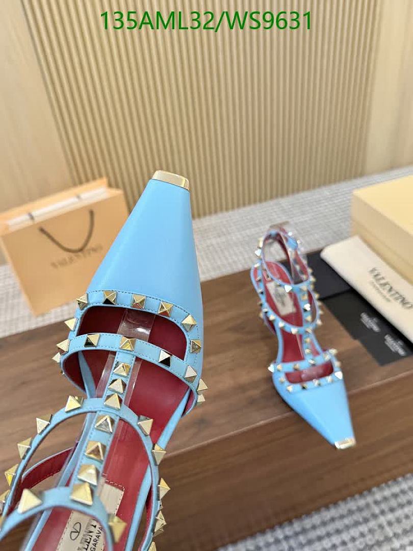 Valentino-Women Shoes Code: WS9631 $: 135USD