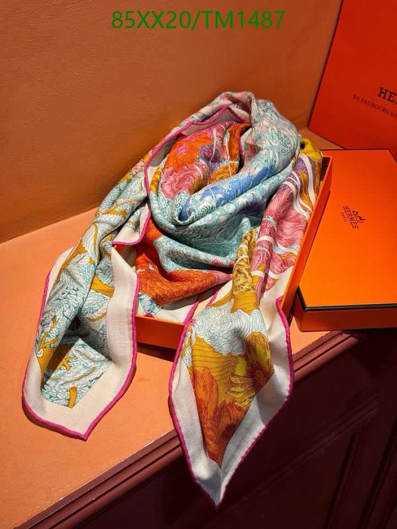 Hermes-Scarf Code: TM1487 $: 85USD