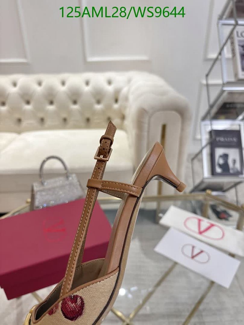 Valentino-Women Shoes Code: WS9644 $: 125USD