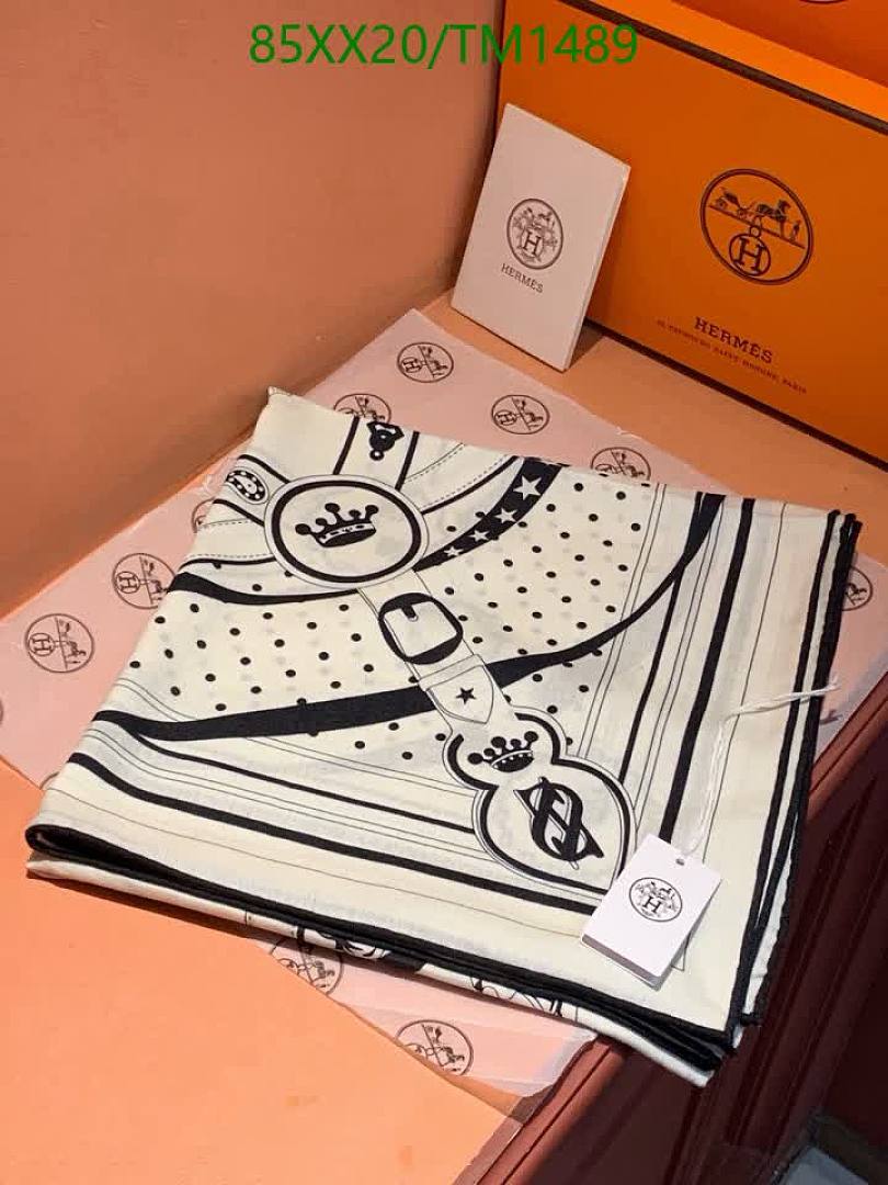 Hermes-Scarf Code: TM1489 $: 85USD