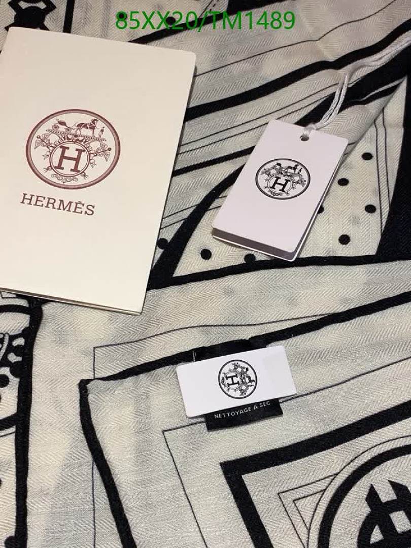 Hermes-Scarf Code: TM1489 $: 85USD