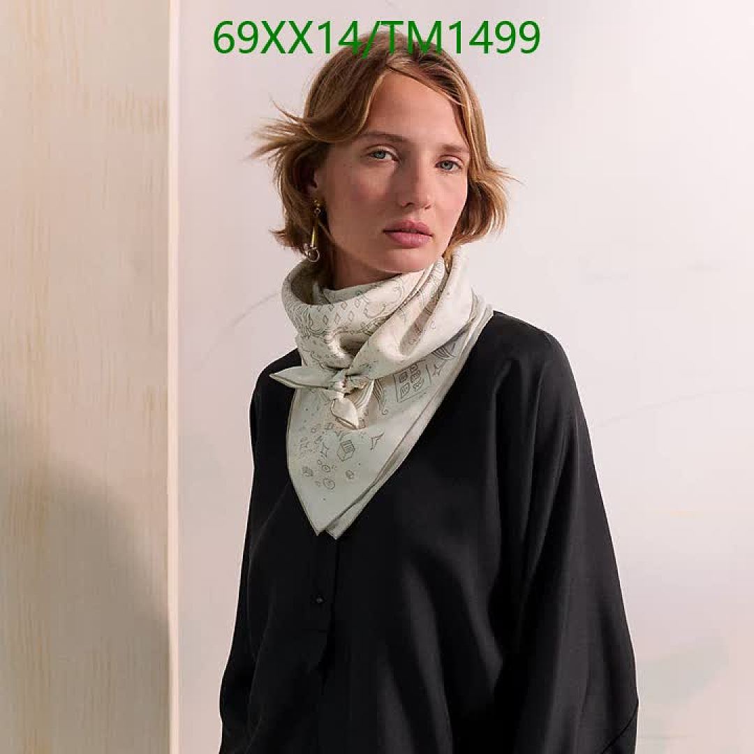Hermes-Scarf Code: TM1499 $: 69USD