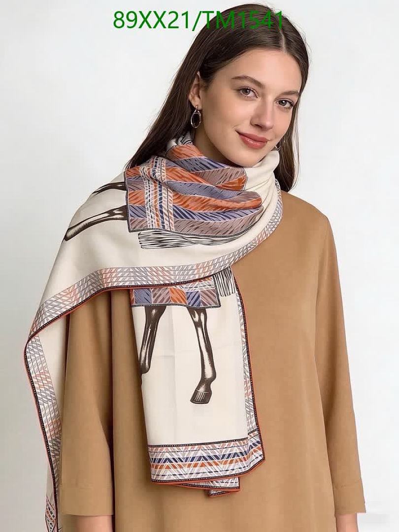 Hermes-Scarf Code: TM1541 $: 89USD