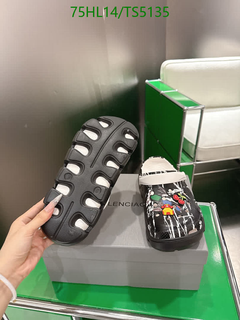 Balenciaga-Women Shoes Code: TS5135 $: 75USD