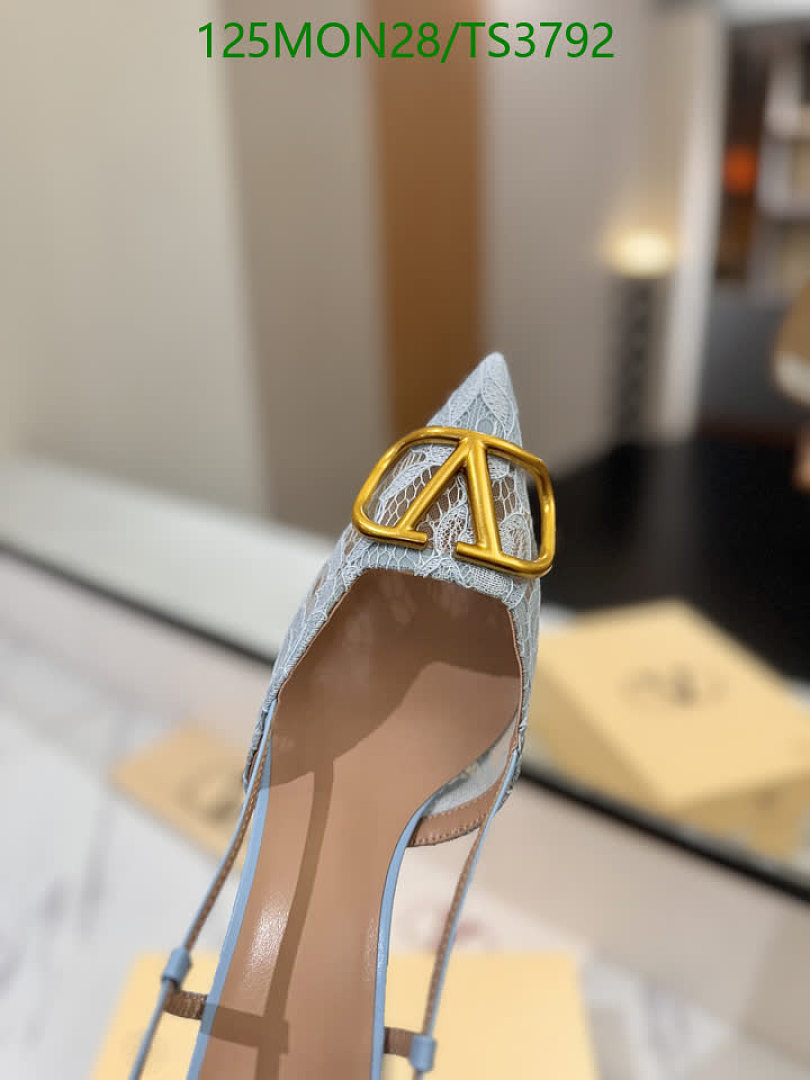 Valentino-Women Shoes Code: TS3792 $: 125USD