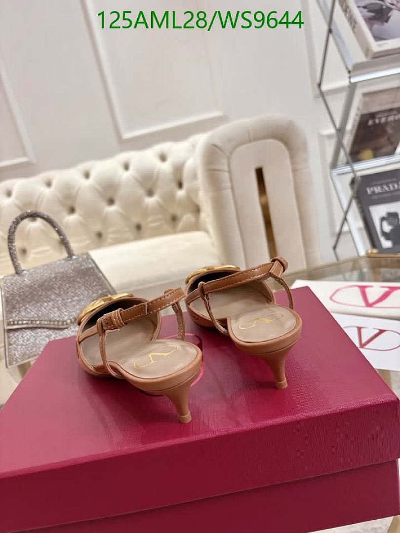 Valentino-Women Shoes Code: WS9644 $: 125USD