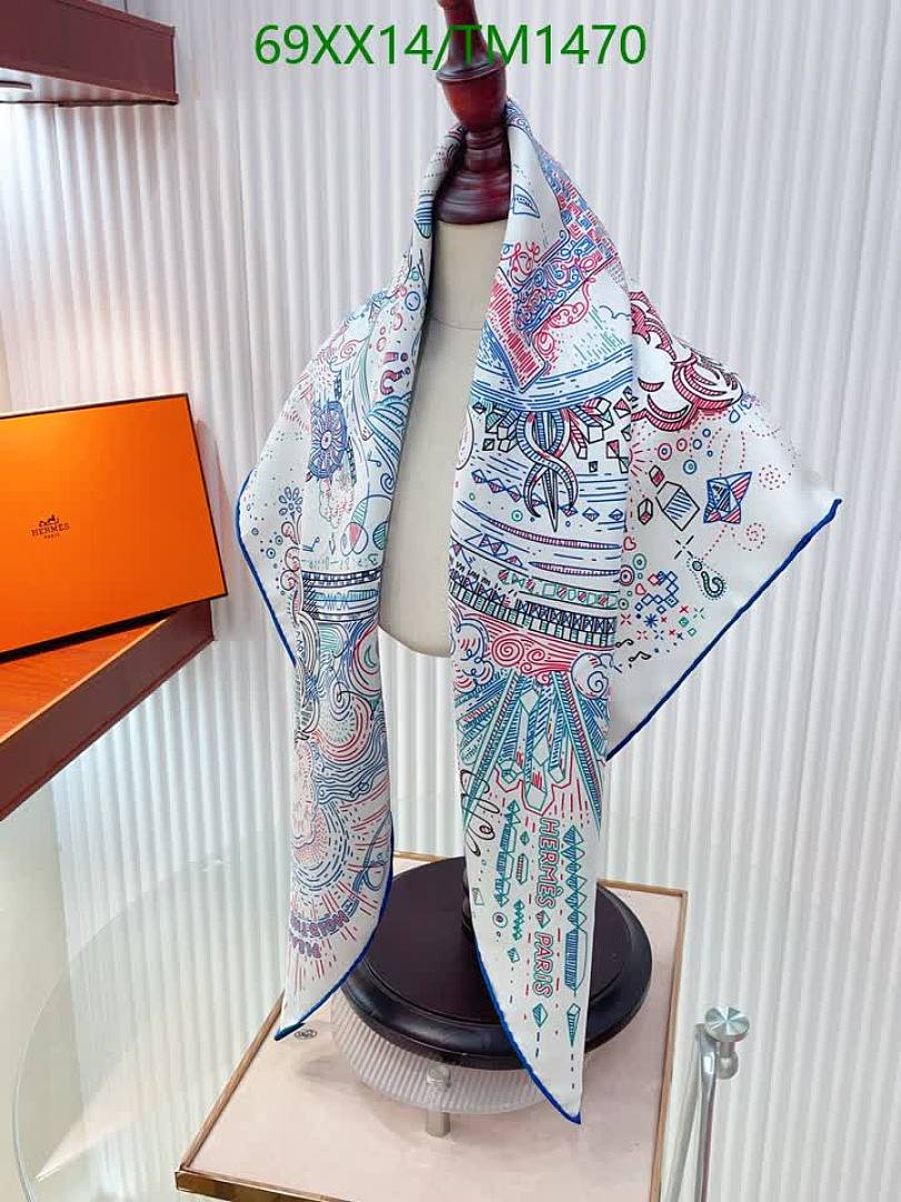 Hermes-Scarf Code: TM1470 $: 69USD