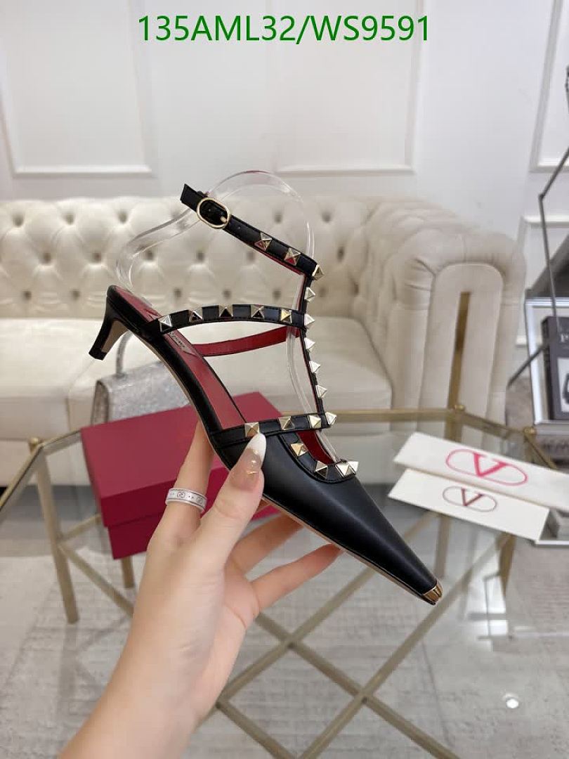 Valentino-Women Shoes Code: WS9591 $: 135USD