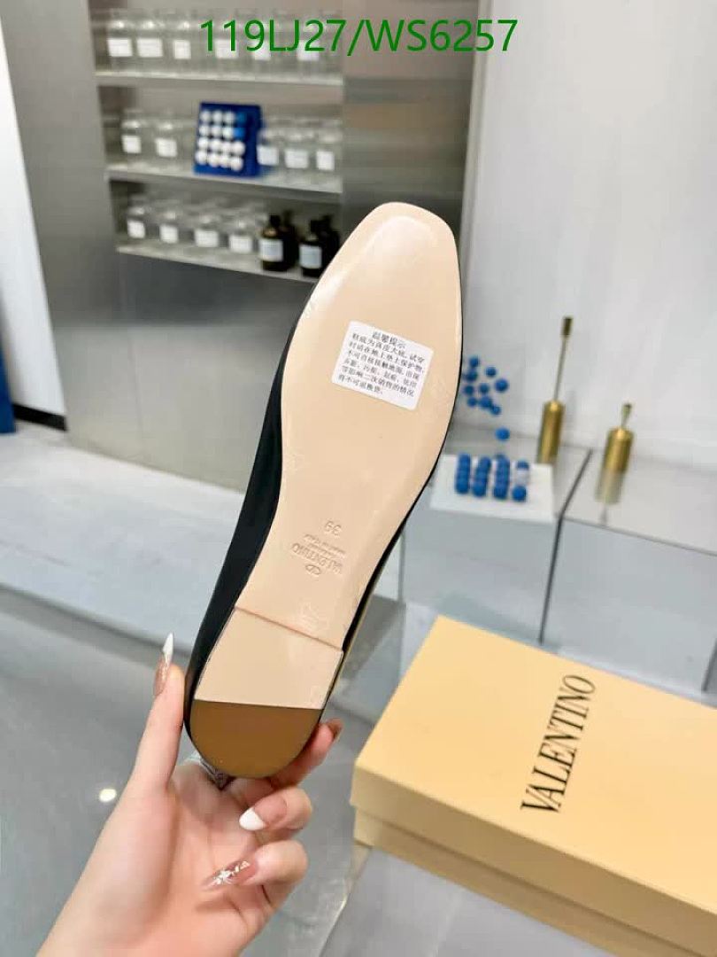 Valentino-Women Shoes Code: WS6257 $: 119USD